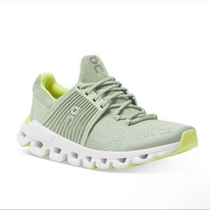 On Cloudswift Running Shoes Hay/Leaf Women's Size 9.5